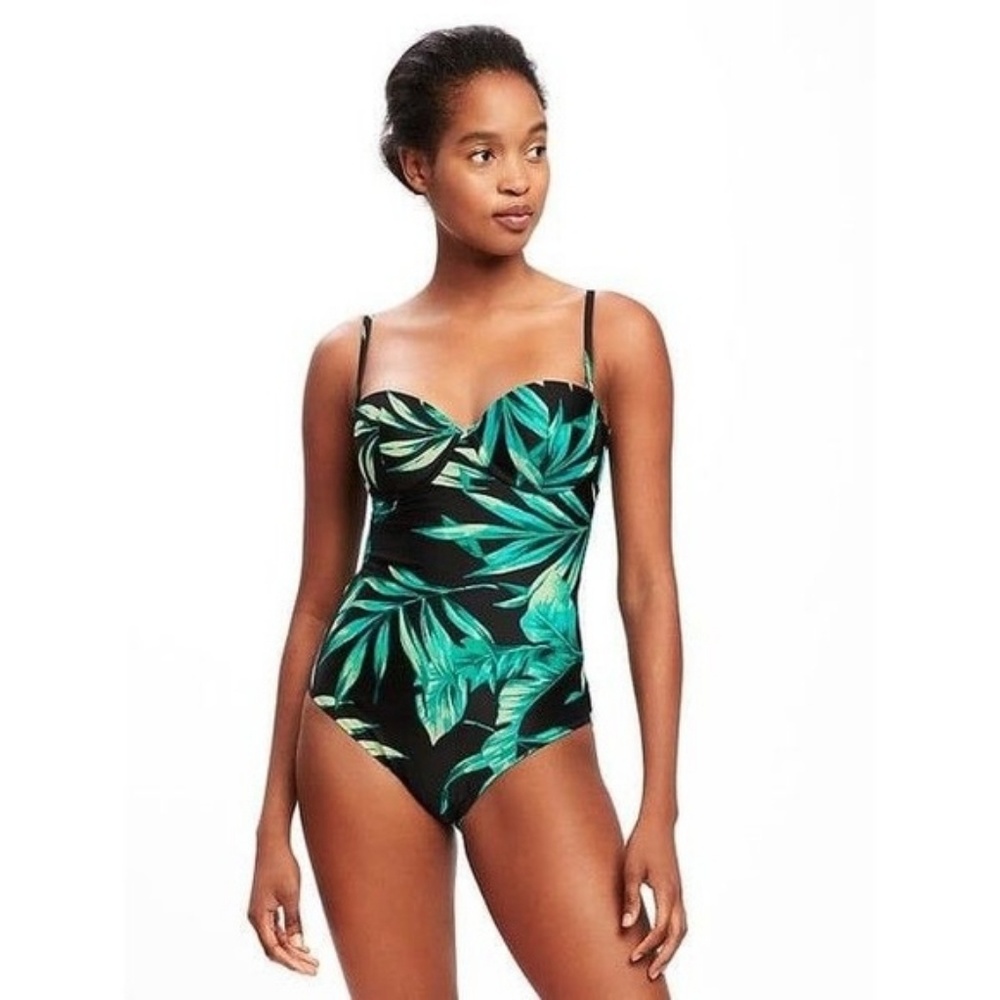 🌴Palm Print Swimsuit 🌴
